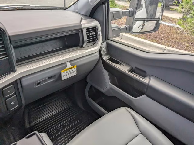 2024 Oxford White Ford Super Duty F-350 DRW XL RWD Truck