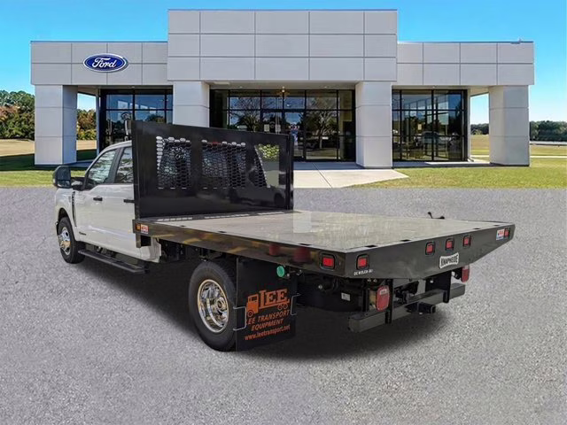 2024 Oxford White Ford Super Duty F-350 DRW XL RWD Truck