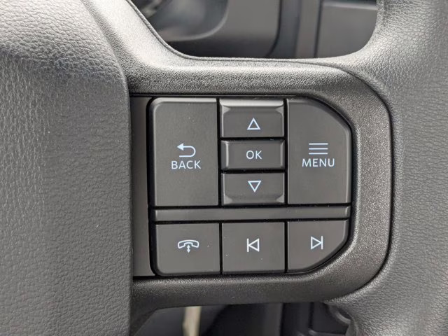 2025 Oxford White Ford Super Duty F-550 DRW XL 4X4 Truck