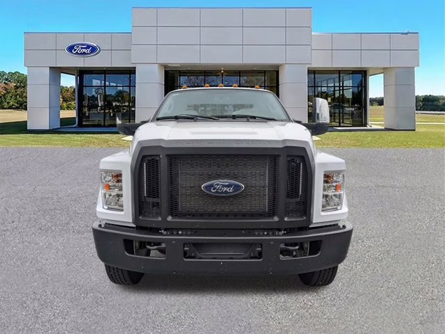 2025 Oxford White Ford F-650SD RWD