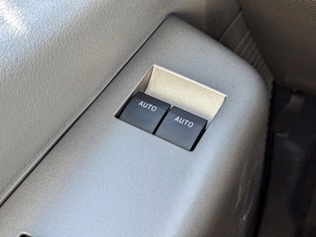 2025 Oxford White Ford F-750SD RWD