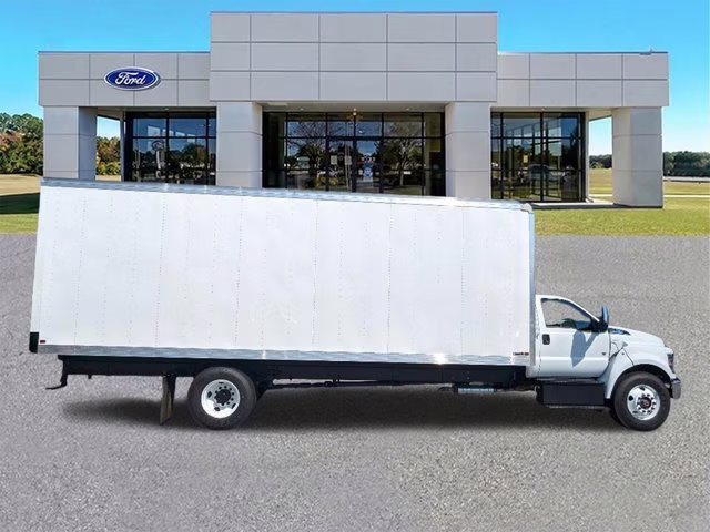 2025 Oxford White Ford F-750SD RWD