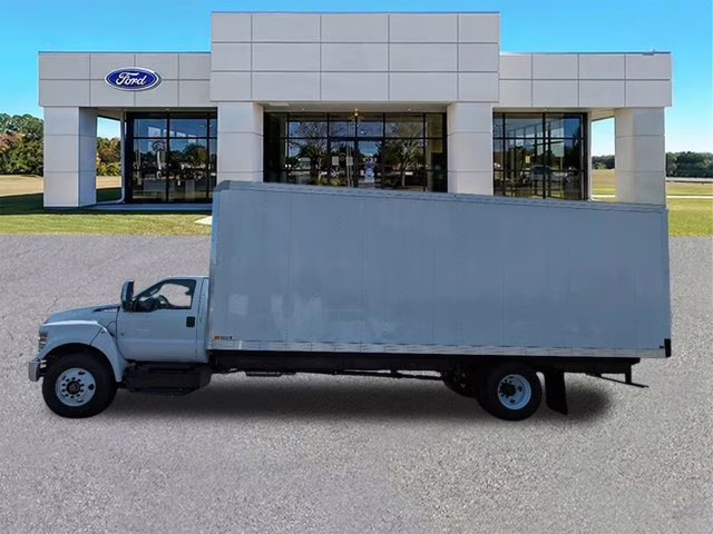 2025 Oxford White Ford F-750SD RWD