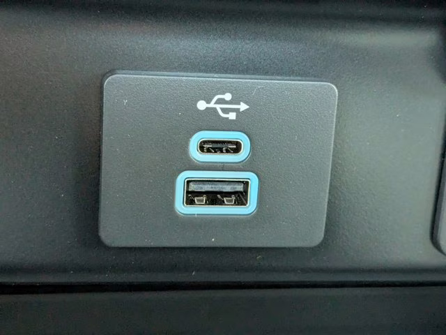 2025 Oxford White Ford Super Duty F-350 DRW XL 4X4 Truck