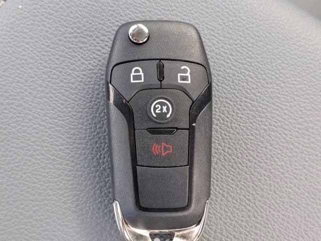 2025 Oxford White Ford Super Duty F-350 DRW XL 4X4 Truck