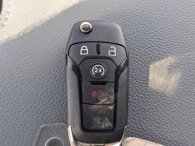 2024 Oxford White Ford Super Duty F-350 DRW XL 4X4 Truck