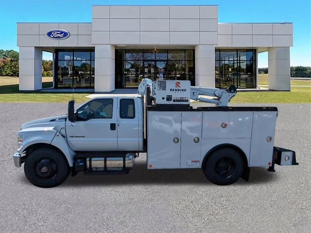 2024 Oxford White Ford F-750SD RWD Truck