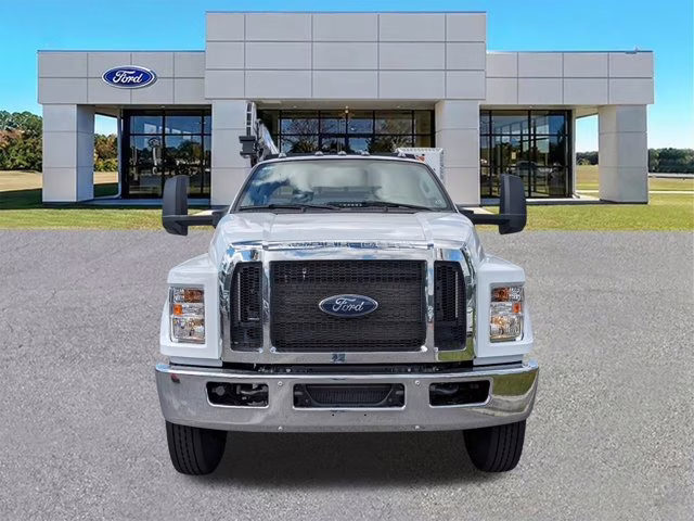 2024 Oxford White Ford F-750SD RWD Truck