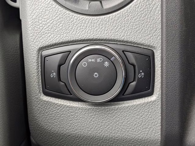 2024 Oxford White Ford E-Series Cutaway RWD Specialty