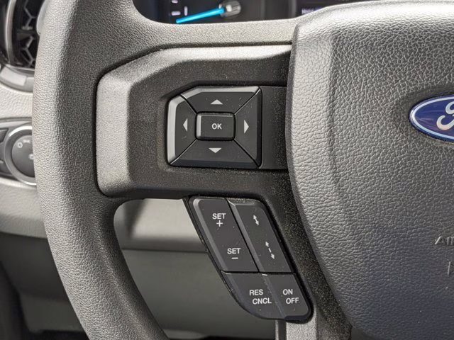 2024 Oxford White Ford E-Series Cutaway RWD Specialty