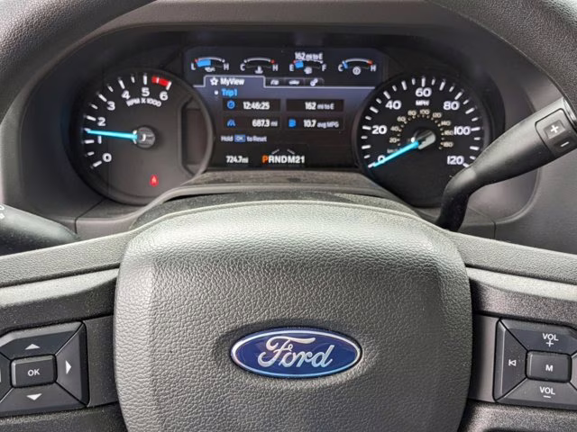 2024 Oxford White Ford E-Series Cutaway RWD Specialty