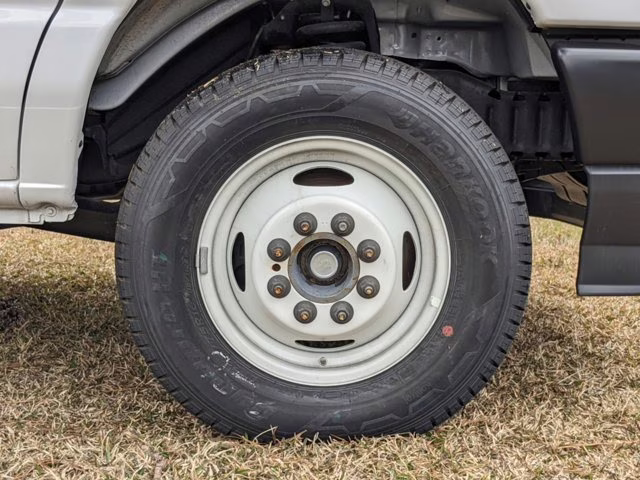 2024 Oxford White Ford E-Series Cutaway RWD Specialty