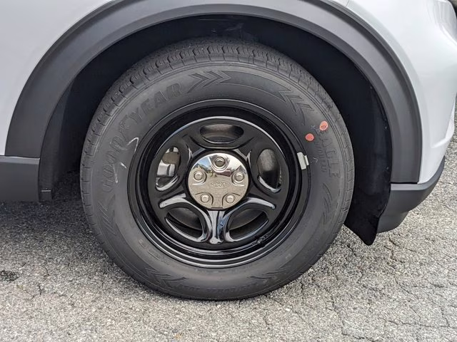 2025 Oxford White Ford Police Interceptor Utility AWD SUV