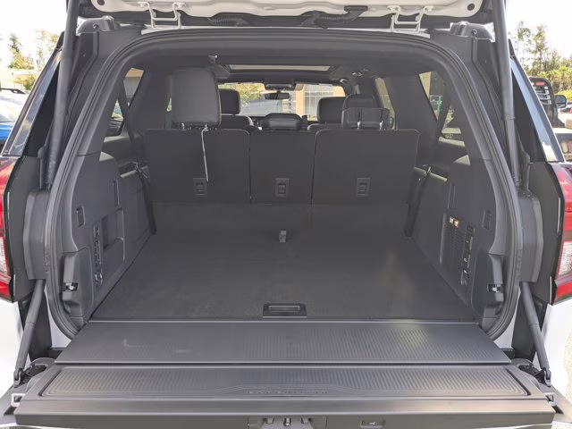 2025 Oxford White Ford Expedition Max Platinum 4X4 SUV