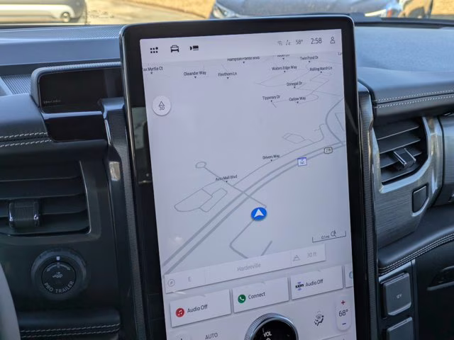 2025 White Metallic Ford F-150 Lightning Platinum AWD Truck