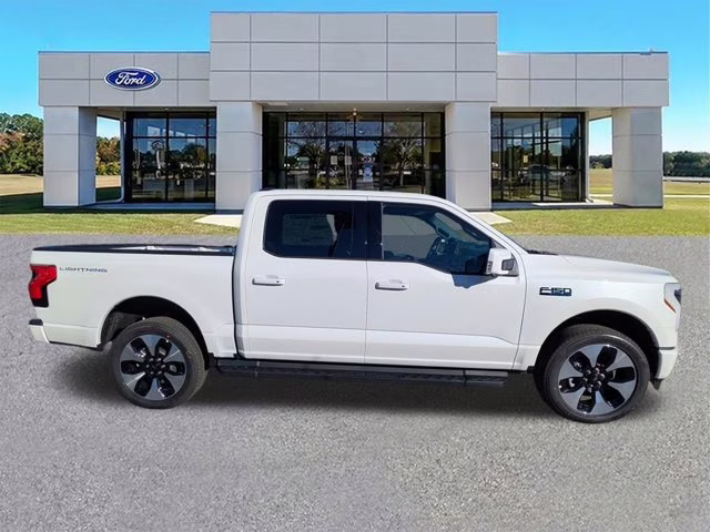 2025 White Metallic Ford F-150 Lightning Platinum AWD Truck