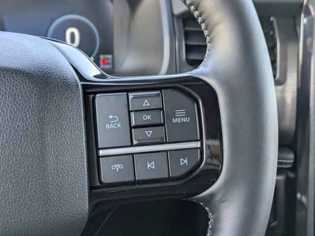 2025 White Metallic Ford F-150 Lightning Platinum AWD Truck