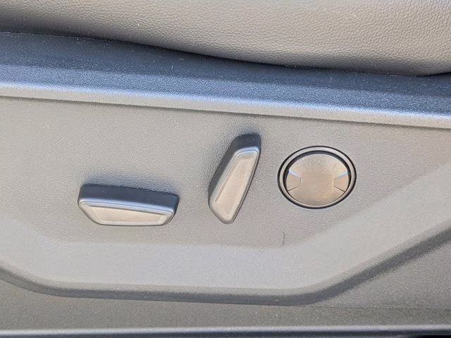 2026 Gray Metallic Ford Super Duty F-250 SRW LARIAT 4X4 Truck