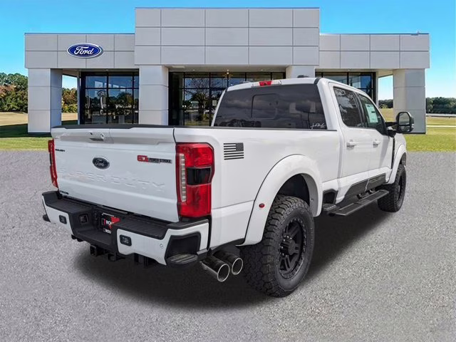 2024 Oxford White Ford Super Duty F-250 SRW LARIAT 4X4 Truck