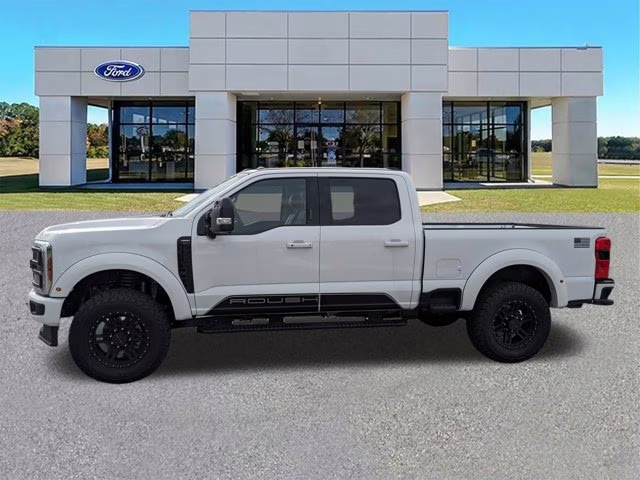 2024 Oxford White Ford Super Duty F-250 SRW LARIAT 4X4 Truck