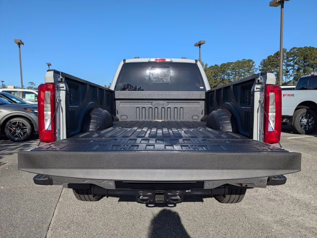 2026 Avalanche Ford Super Duty F-250 SRW XLT 4X4 Truck