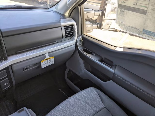 2026 Avalanche Ford Super Duty F-250 SRW XLT 4X4 Truck