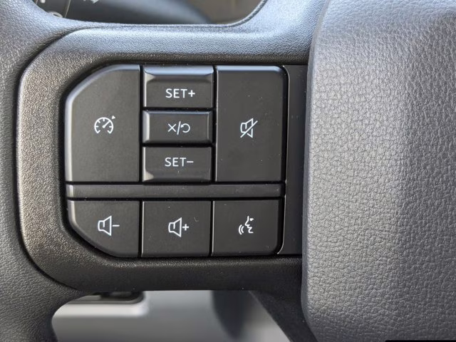 2026 Avalanche Ford Super Duty F-250 SRW XLT 4X4 Truck