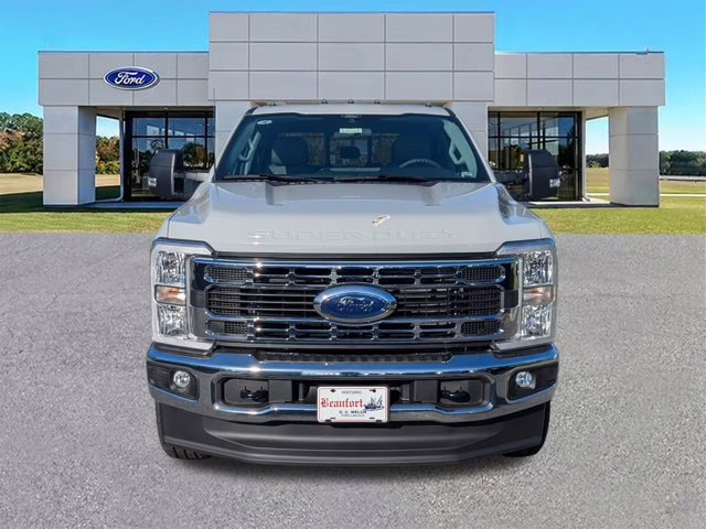 2026 Avalanche Ford Super Duty F-250 SRW XLT 4X4 Truck