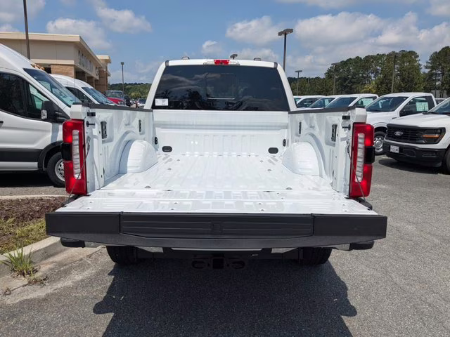 2025 White Metallic Ford Super Duty F-350 SRW King Ranch 4X4 Truck