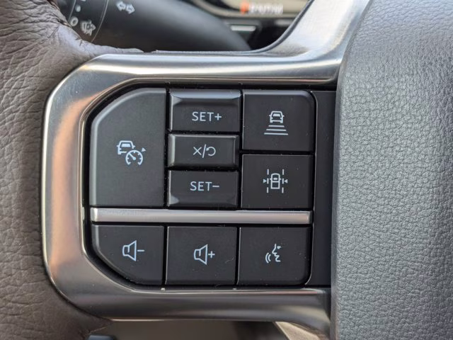 2025 White Metallic Ford Super Duty F-350 SRW King Ranch 4X4 Truck