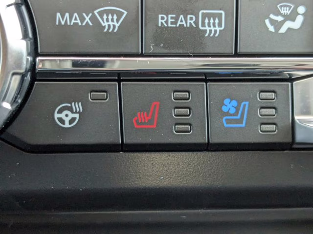 2026 Oxford White Ford Super Duty F-350 SRW LARIAT 4X4 Truck