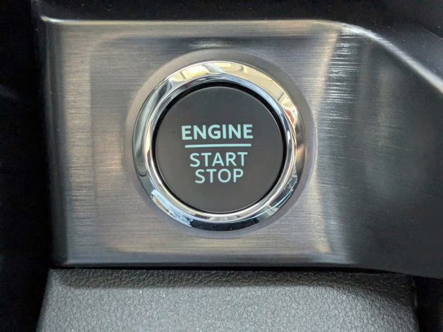 2026 Oxford White Ford Super Duty F-350 SRW LARIAT 4X4 Truck