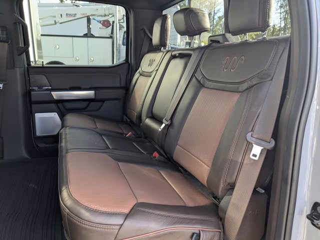 2026 Avalanche Ford Super Duty F-350 SRW King Ranch 4X4 Truck