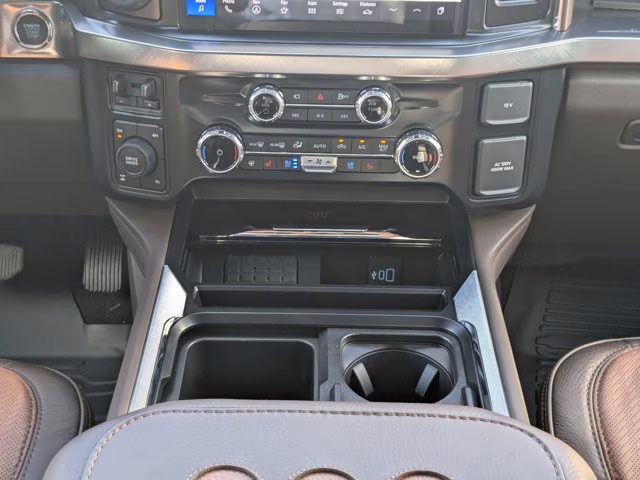 2026 Avalanche Ford Super Duty F-350 SRW King Ranch 4X4 Truck