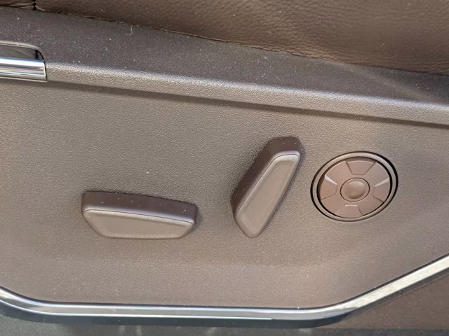 2026 Avalanche Ford Super Duty F-350 SRW King Ranch 4X4 Truck