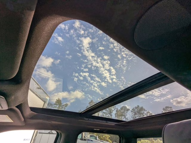 2026 Avalanche Ford Super Duty F-350 SRW King Ranch 4X4 Truck