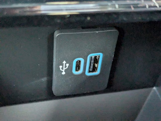 2026 Avalanche Ford Super Duty F-350 SRW King Ranch 4X4 Truck