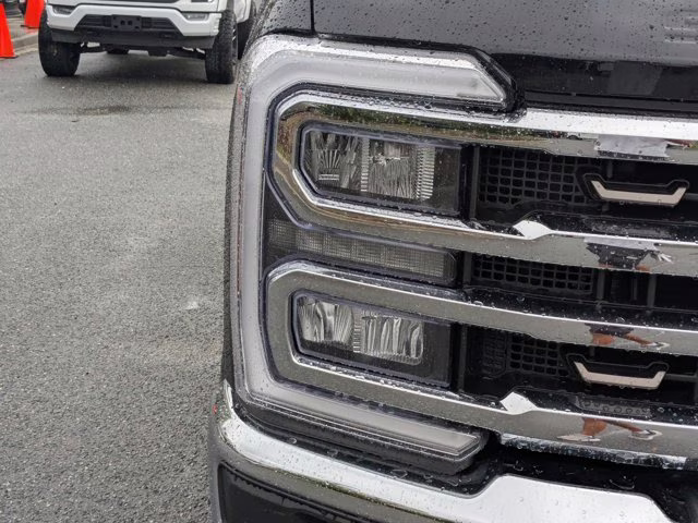 2025 Black Metallic Ford Super Duty F-350 SRW King Ranch 4X4 Truck