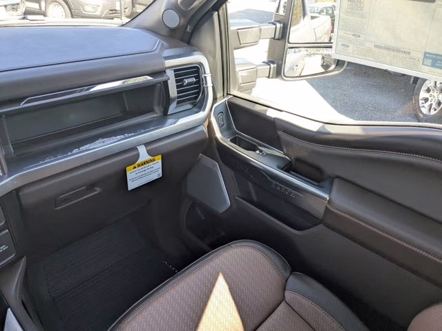 2026 Avalanche Ford Super Duty F-350 SRW King Ranch 4X4 Truck