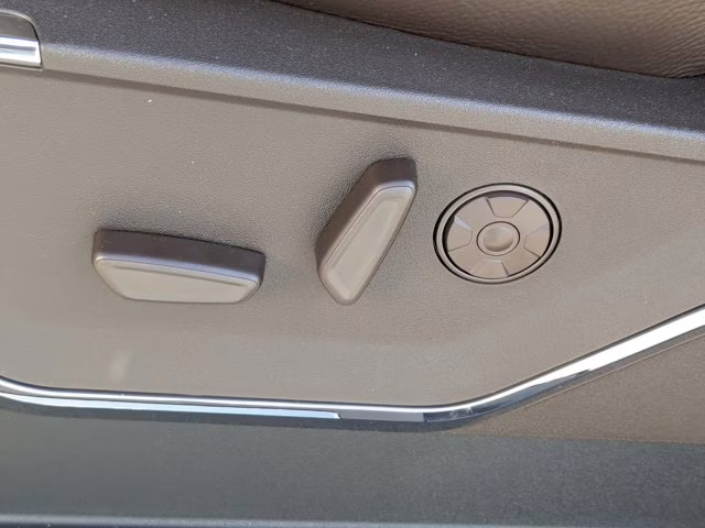 2026 Avalanche Ford Super Duty F-350 SRW King Ranch 4X4 Truck