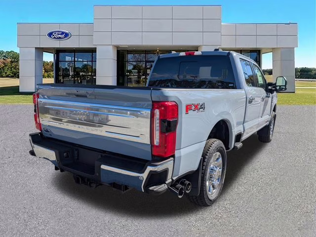 2026 Avalanche Ford Super Duty F-350 SRW King Ranch 4X4 Truck