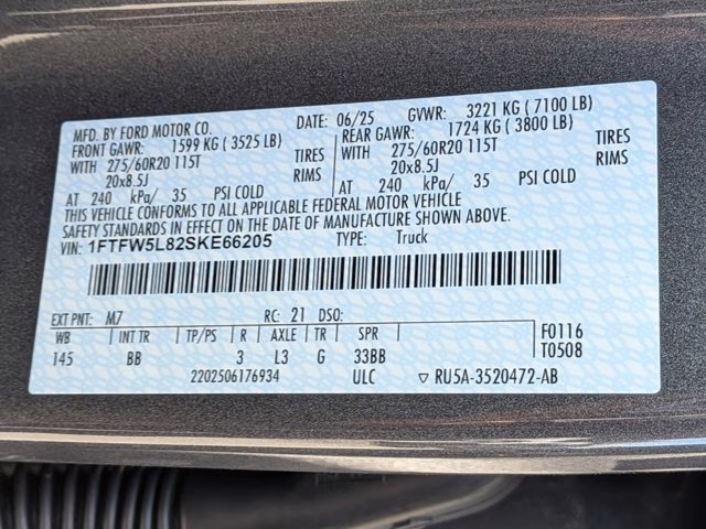 2025 Gray Metallic Ford F-150 LARIAT 4X4 Truck