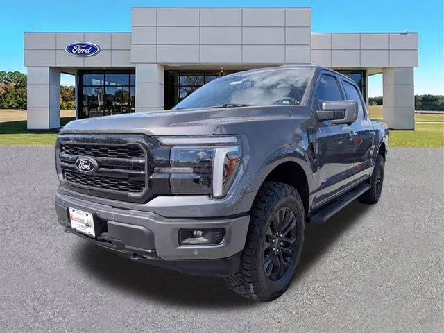 2025 Gray Metallic Ford F-150 LARIAT 4X4 Truck