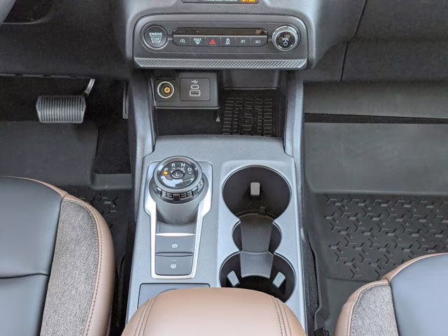 2025 Oxford White Ford Bronco Sport Outer Banks 4X4 SUV