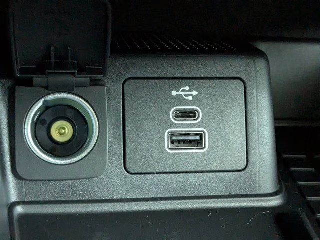 2025 Oxford White Ford Bronco Sport Outer Banks 4X4 SUV