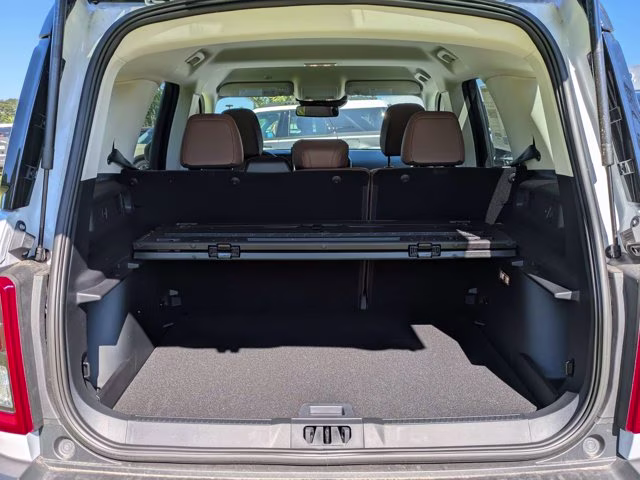2025 Oxford White Ford Bronco Sport Outer Banks 4X4 SUV