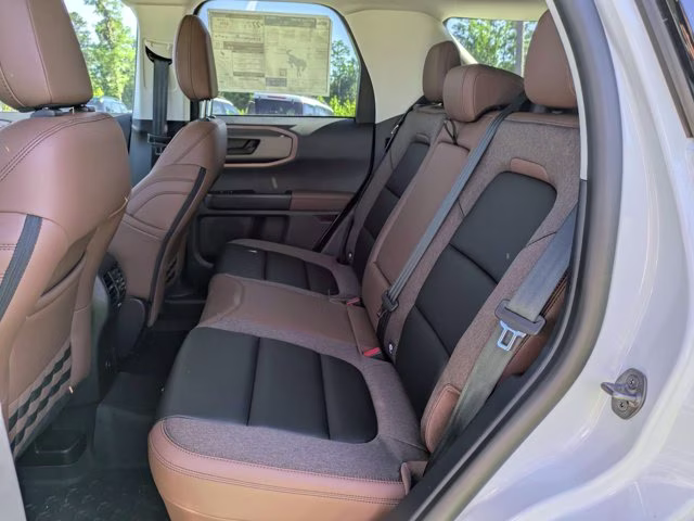 2025 Oxford White Ford Bronco Sport Outer Banks 4X4 SUV