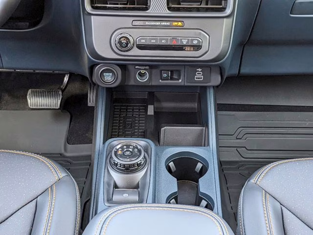 2025 Oxford White Ford Maverick Tremor AWD Truck