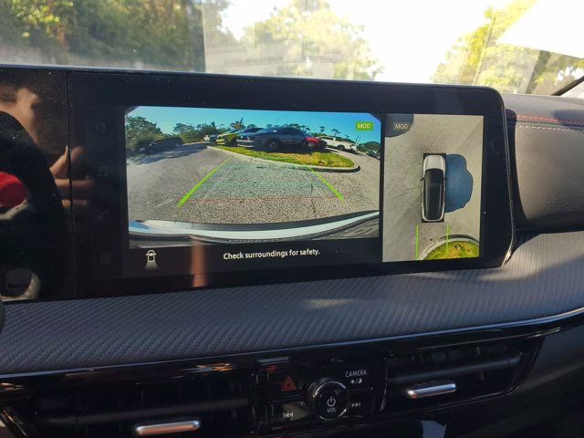 2026 Aspen White Nissan Kicks SR FWD SUV