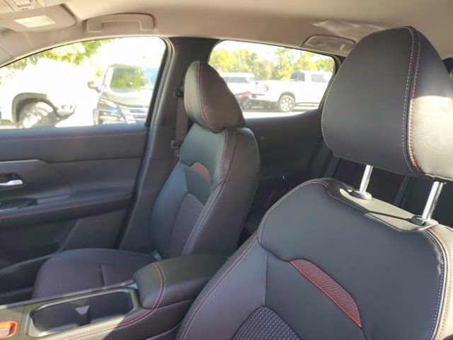 2026 Super Black Nissan Kicks SR FWD SUV